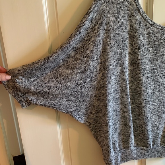 Cute shirt - Picture 3 of 4